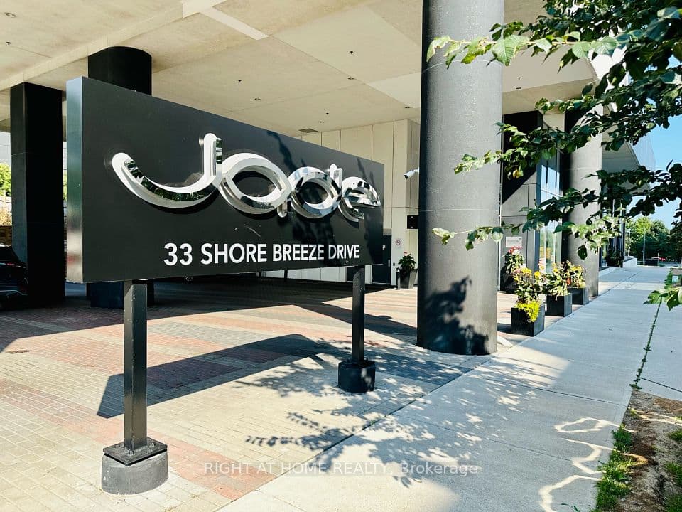 33 Shore Breeze Drive 504, Toronto, ON M8V 0G1 – main photo