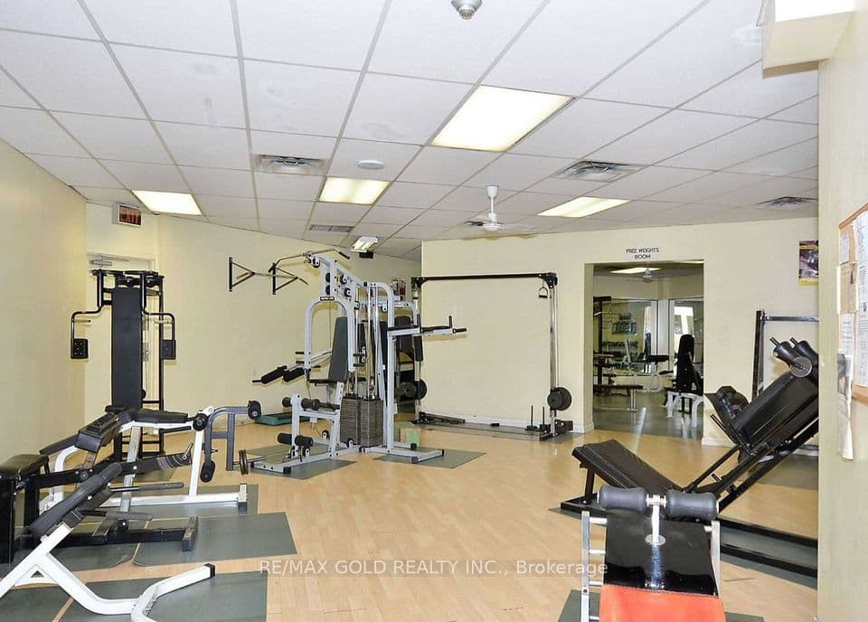 390 Dixon Road 1603, Toronto, ON M9R 1T4 – photo 2
