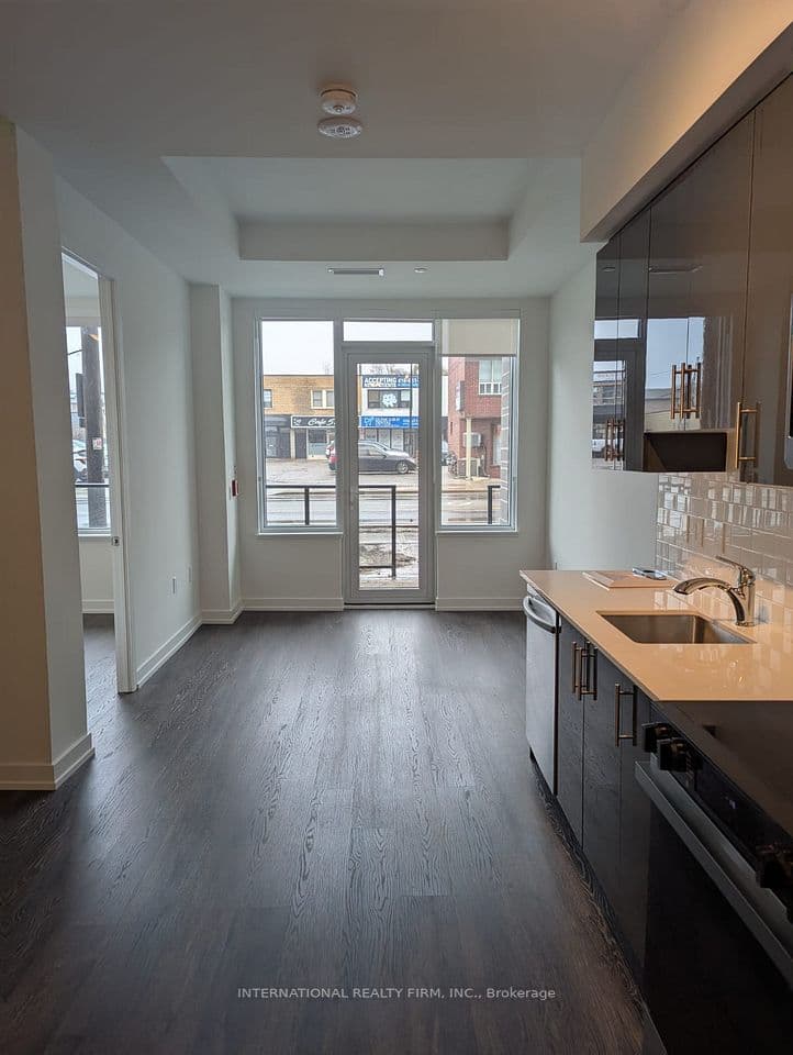 556 MARLEE Avenue 102, Toronto, ON M6B 0B1 – main photo