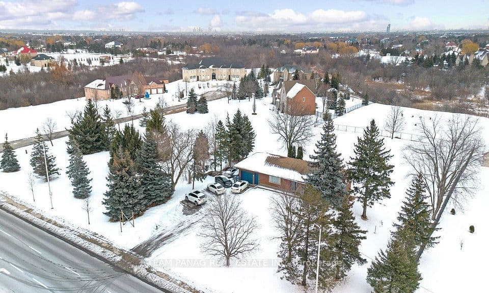 3821 Countryside Drive, Brampton, ON L6P 0T5 – photo 3