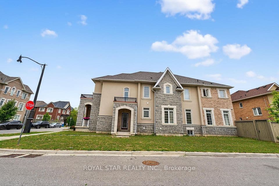 61 Aldersgate Drive, Brampton, ON L7A 3Z9 – photo 2