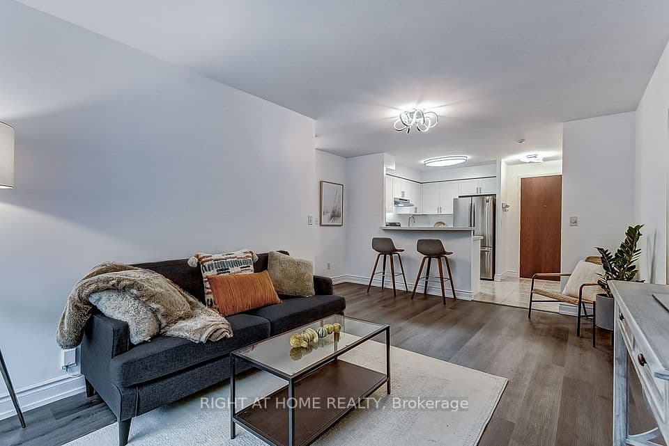 2565 Erin Centre Boulevard 508, Mississauga, ON L5M 6Z8 – photo 2