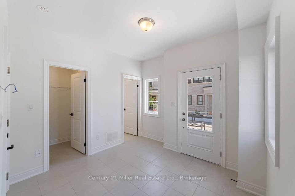 260 Melody Common 36, Oakville, ON L6H 8A5 – photo 3