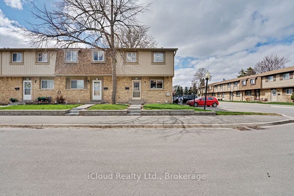 81 Hansen Road 62, Brampton, ON L6V 3C7 – photo 3