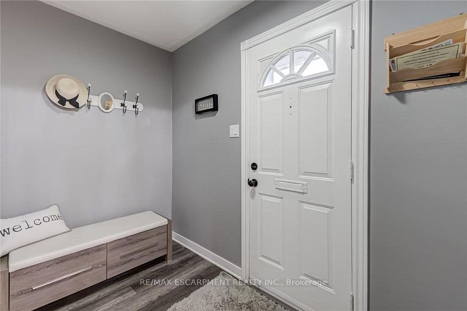 2825 Gananoque Drive 48, Mississauga, ON L5N 1V6 – photo 3