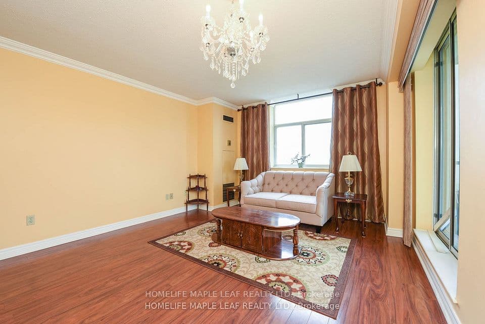 3559 Eglinton Avenue W 402, Toronto, ON M6M 5C6 – photo 2