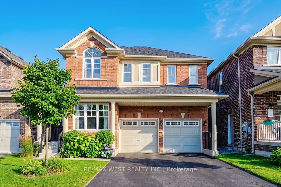 110 Tysonville Circle, Brampton, ON L7A 0B5 – main photo