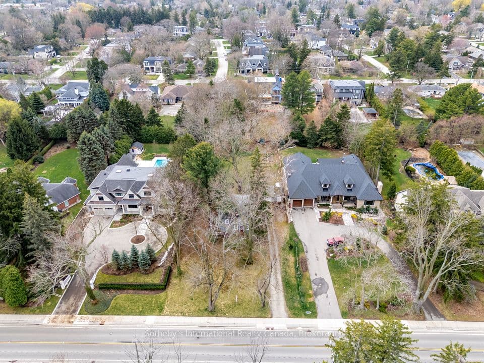 362 Fourth Line, Oakville, ON L6L 5A4 – main photo