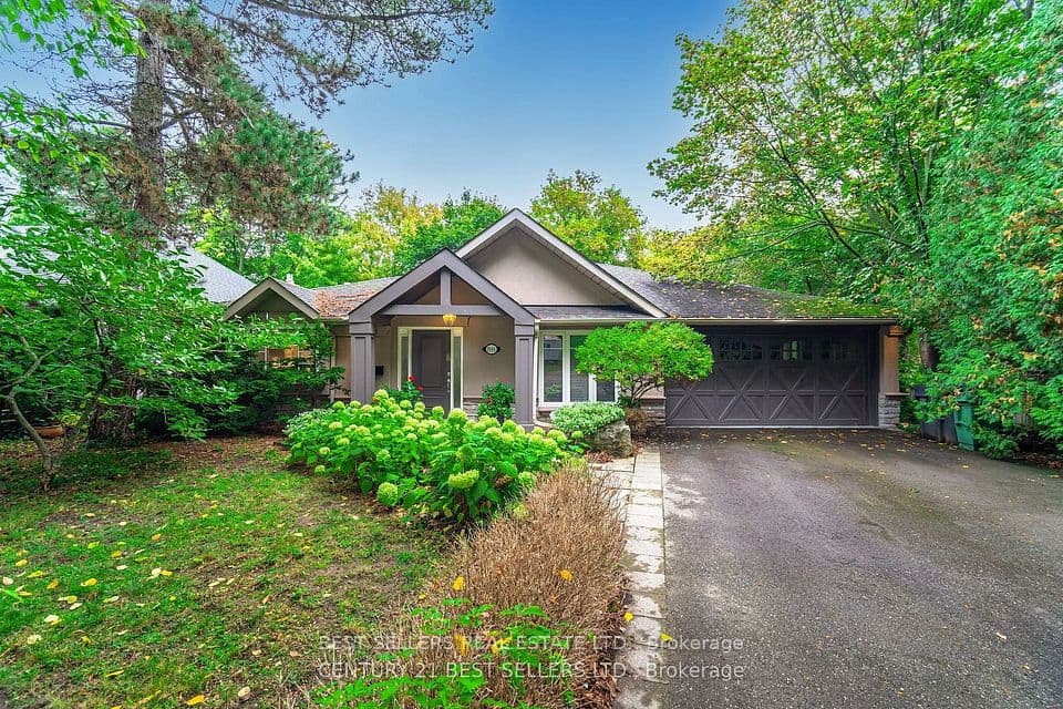 1595 Calverton Court, Mississauga, ON L5G 2W4 – main photo