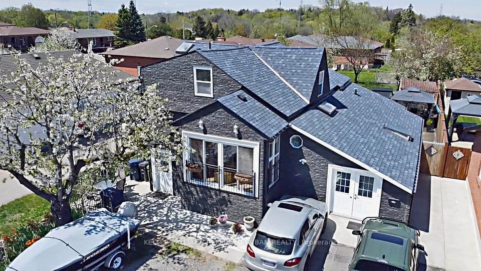 6 Elmhurst Drive, Toronto, ON M9W 2J3 – photo 2