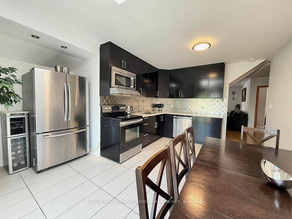 6 Elmhurst Drive, Toronto, ON M9W 2J3 – main photo
