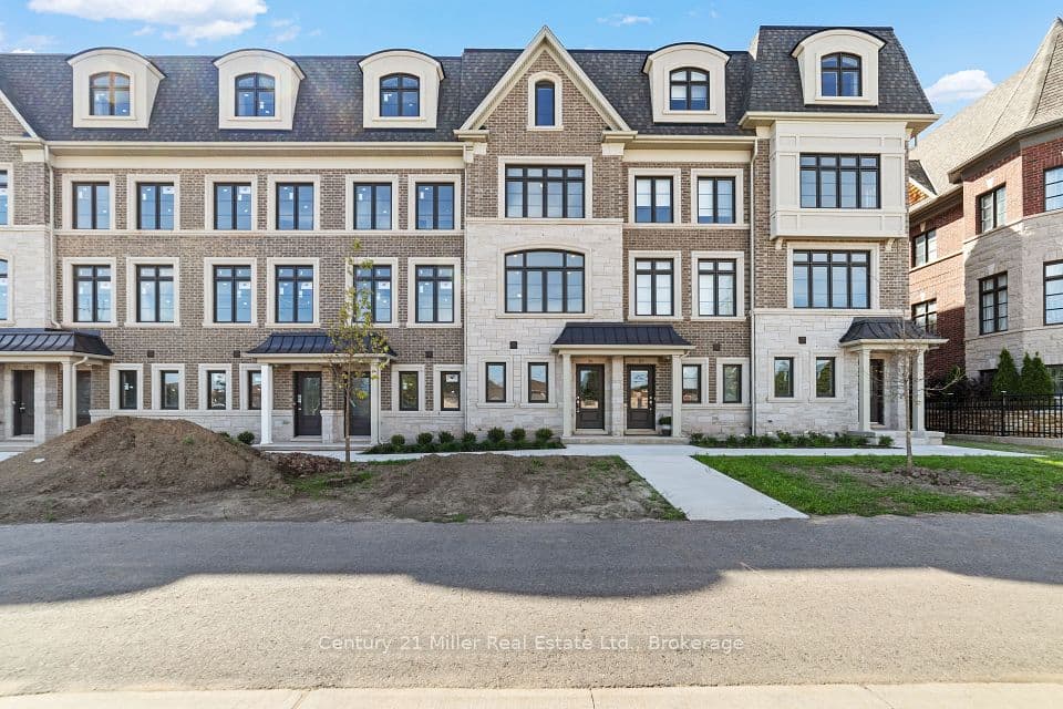 2150 Trafalgar Road 56, Oakville, ON L6H 8A5 – main photo