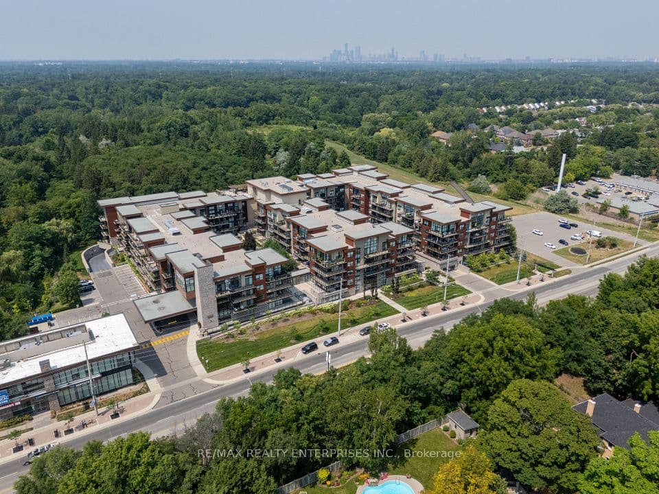 1575 Lakeshore Road W GR17, Mississauga, ON L5J 0B1 – photo 3