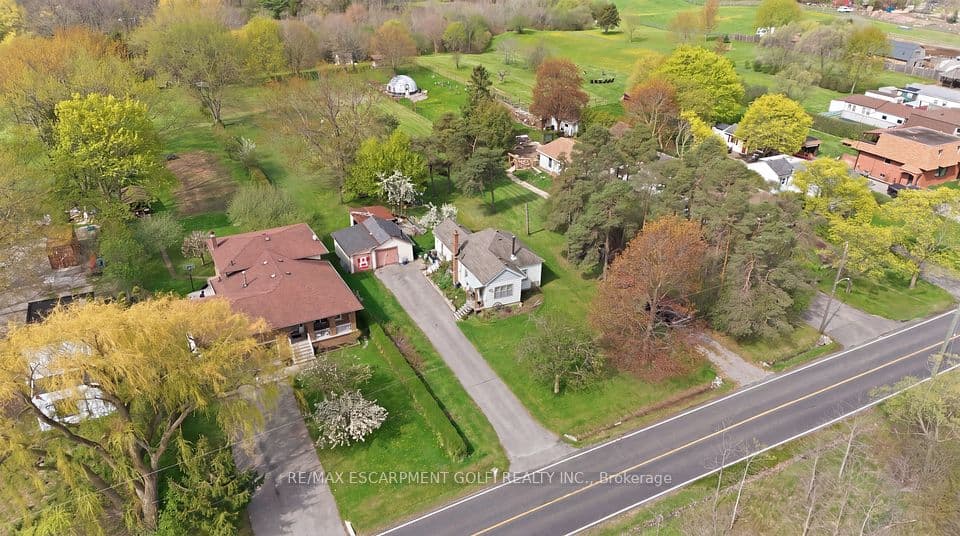 1412 Old York Road, Burlington, ON L7P 4Z5 – main photo