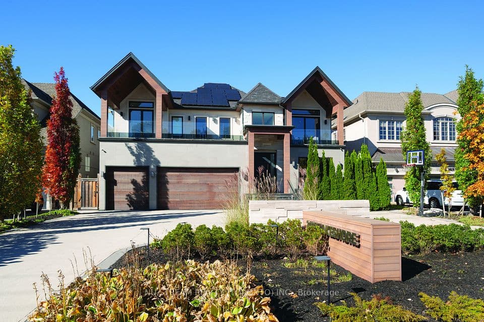 3425 Lakeshore Road W, Oakville, ON L6L 0A3 – main photo