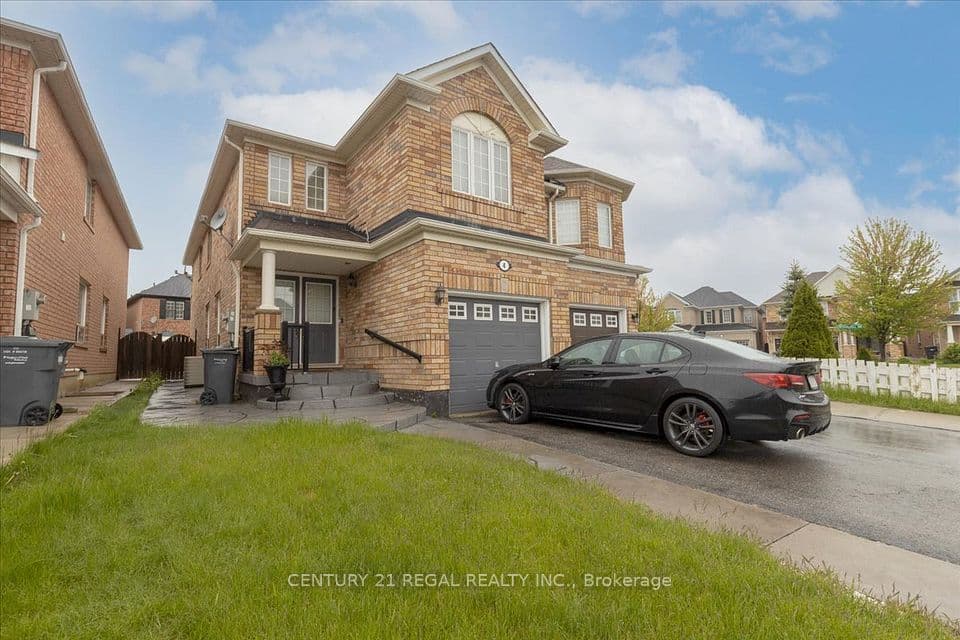 4 Parisian Road, Brampton, ON L6P 2S8 – photo 3
