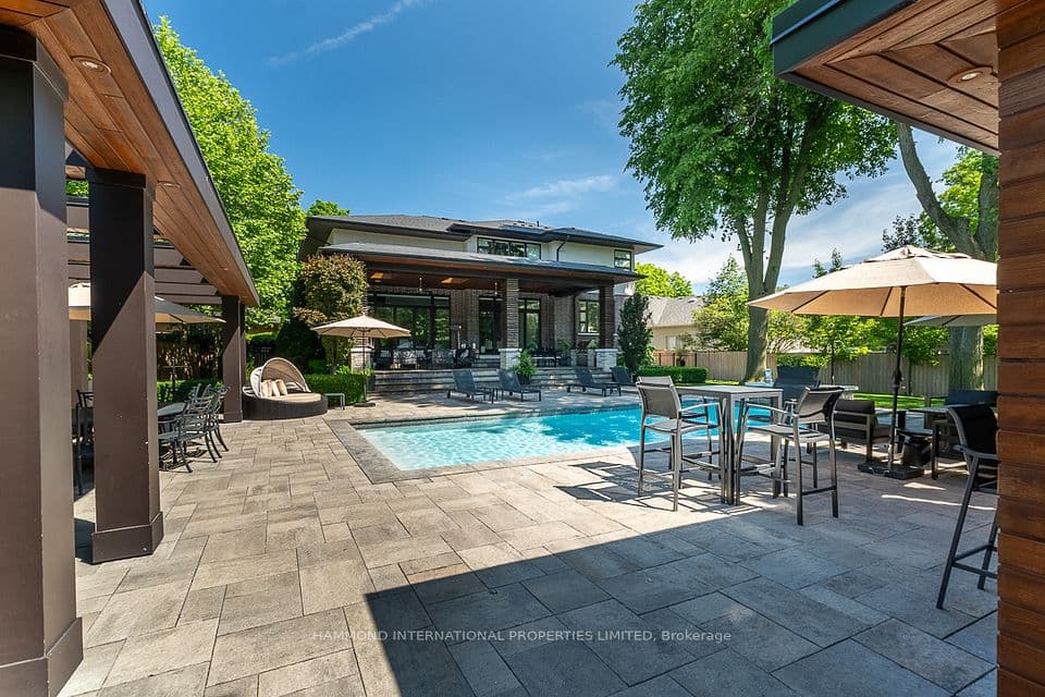 32 Totteridge Road, Toronto, ON M9A 1Z1 – photo 2