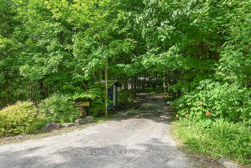 14007 Fifth Line, Halton Hills, ON L0P 1H0 – photo 2
