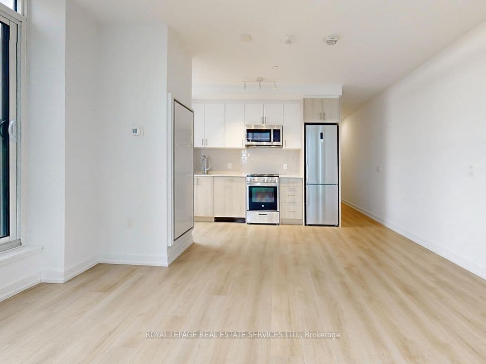 1195 The Queensway 614, Toronto, ON M8Z 0H1 – photo 3