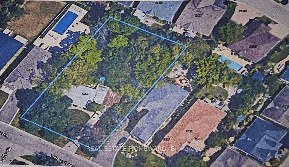 2441 Old Carriage Road, Mississauga, ON L5C 1Y6 – main photo
