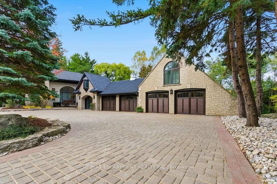 3320 Guelph Line, Burlington, ON L7P 0S7 – photo 3