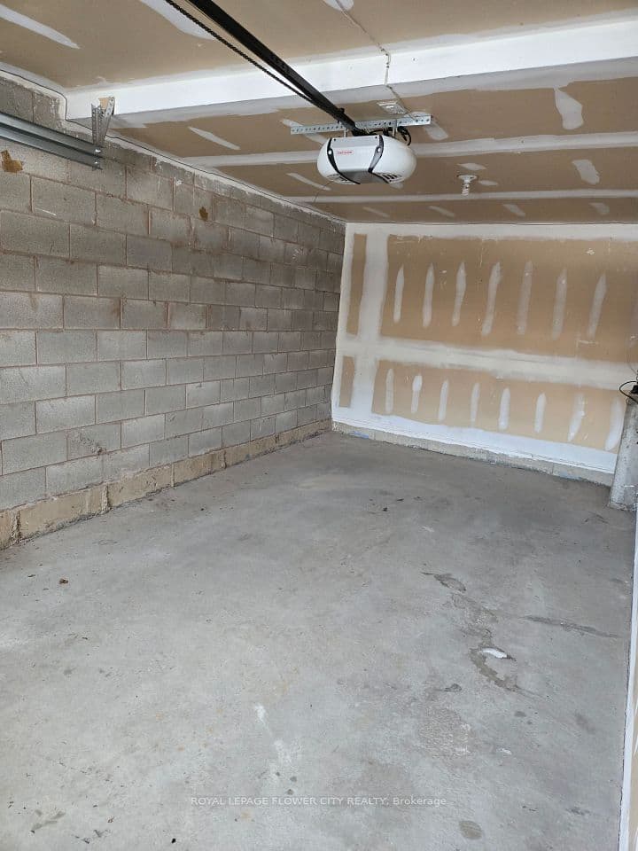 495 Mcjannett Avenue, Milton, ON L9T 7T8 – photo 2