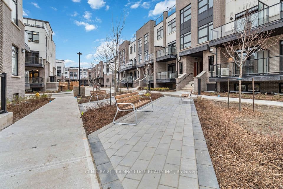 1569 Rose Way 128, Milton, ON L9E 0J2 – photo 2