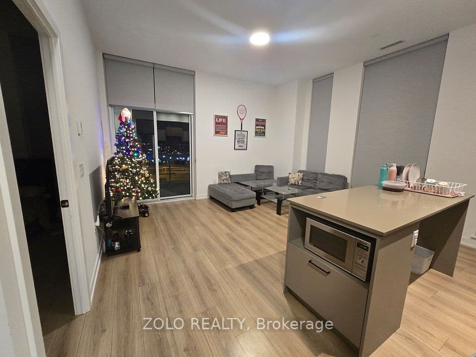 10 Lagerfeld Drive 604, Brampton, ON L7A 5L3 – main photo