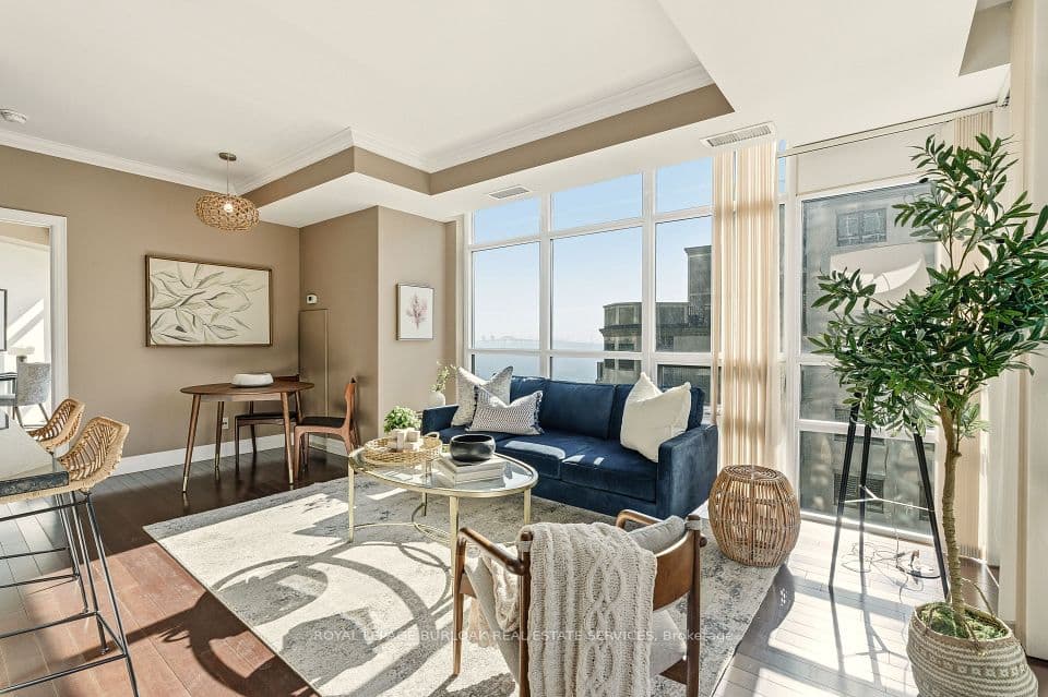 360 Pearl Street 804, Burlington, ON L7R 1E1 – main photo