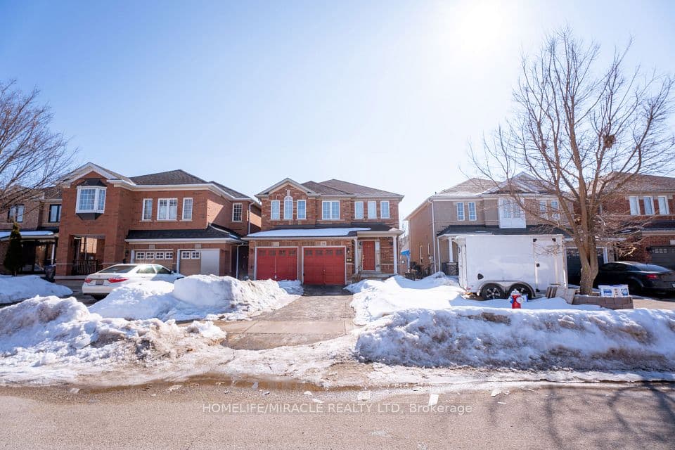 16 Dunure Crescent, Brampton, ON L7A 2Y5 – photo 2
