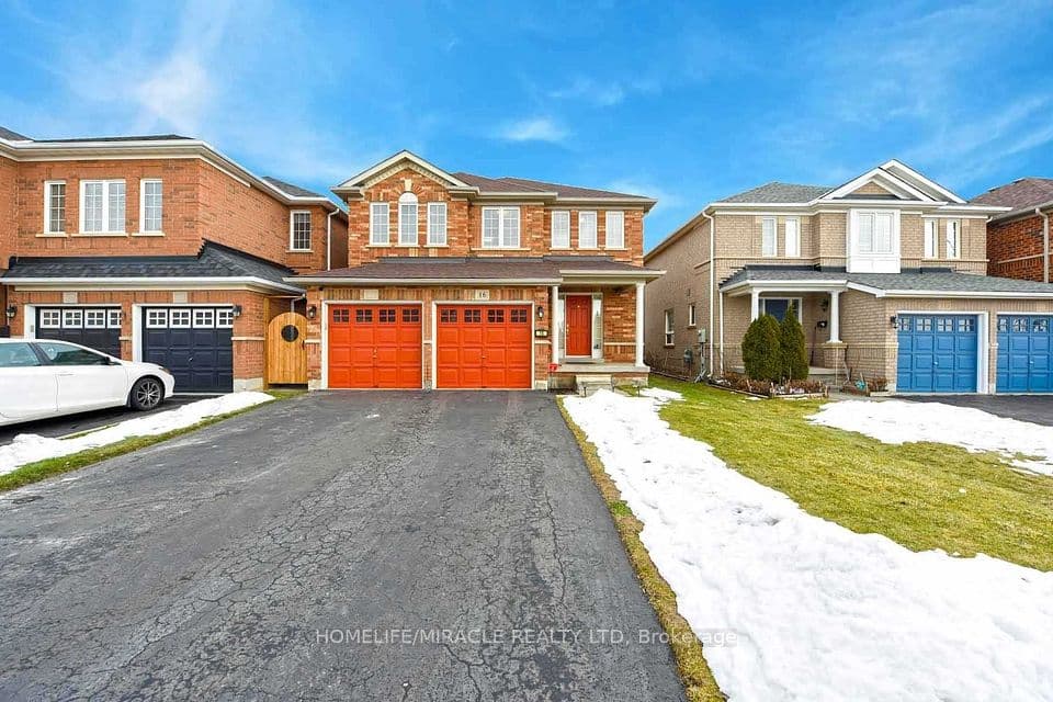 16 Dunure Crescent, Brampton, ON L7A 2Y5 – main photo
