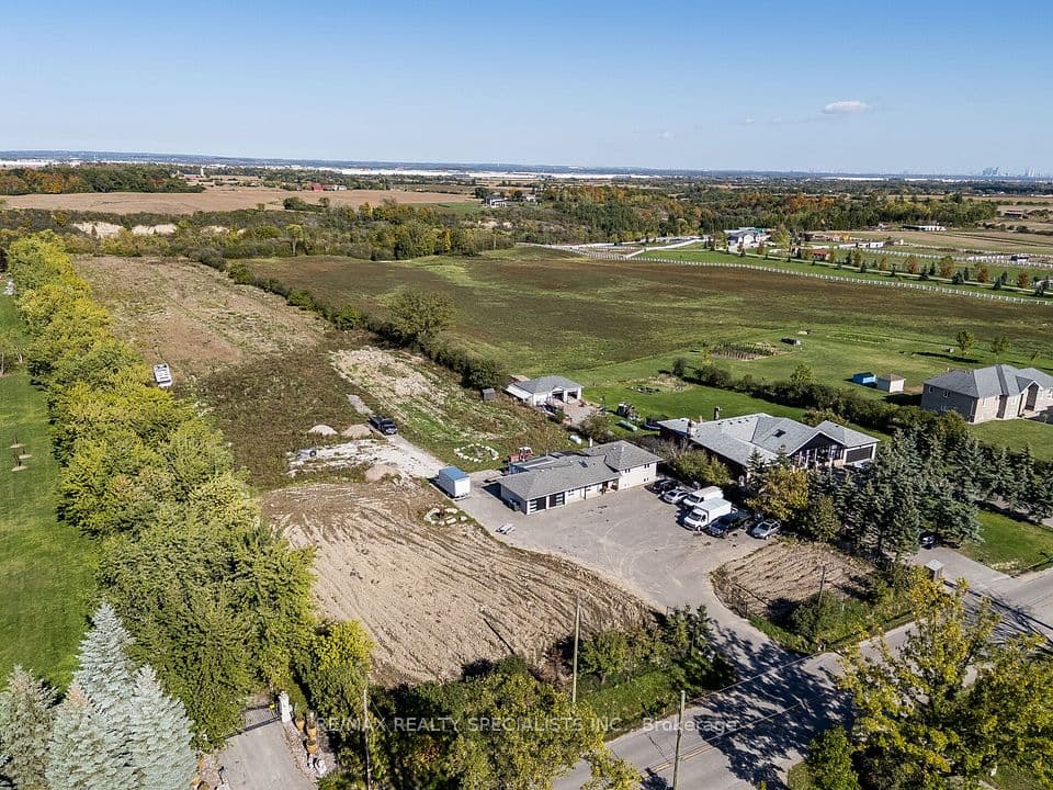 13207 Centreville Creek Drive, Caledon, ON L7C 3B8 – photo 3