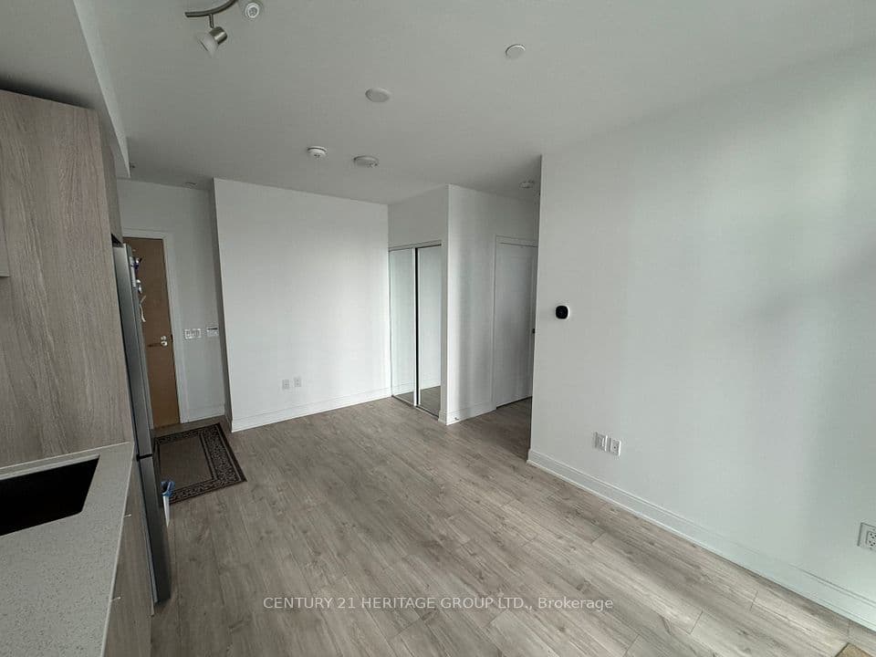 65 Annie Craig Drive 402, Toronto, ON M8V 0G3 – photo 3