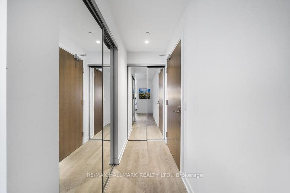 1928 Lake Shore Boulevard W 2907, Toronto, ON M6S 0B1 – photo 3