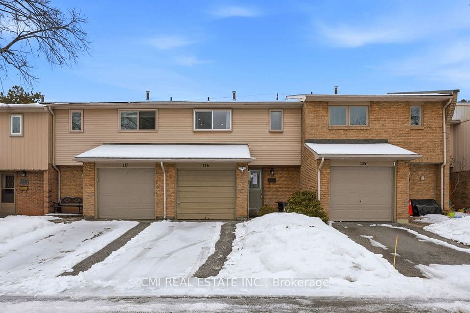 1538 Lancaster Drive 116, Oakville, ON L6H 2Z3 – photo 2