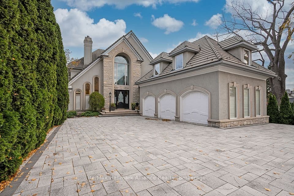 3206 Shoreline Drive, Oakville, ON L6L 5X4 – photo 3