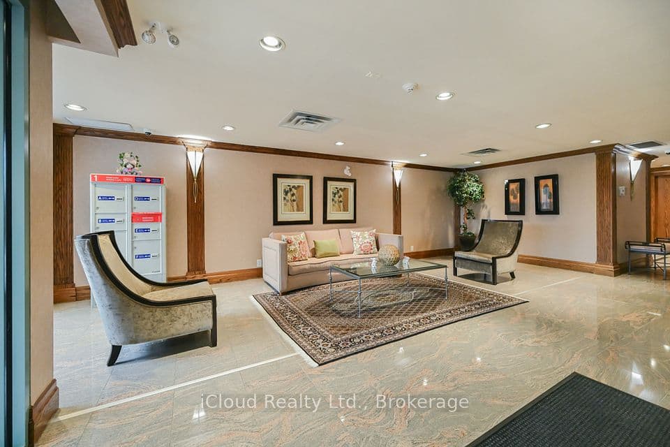 65 Via Rosedale 301, Brampton, ON L6R 3N8 – photo 2