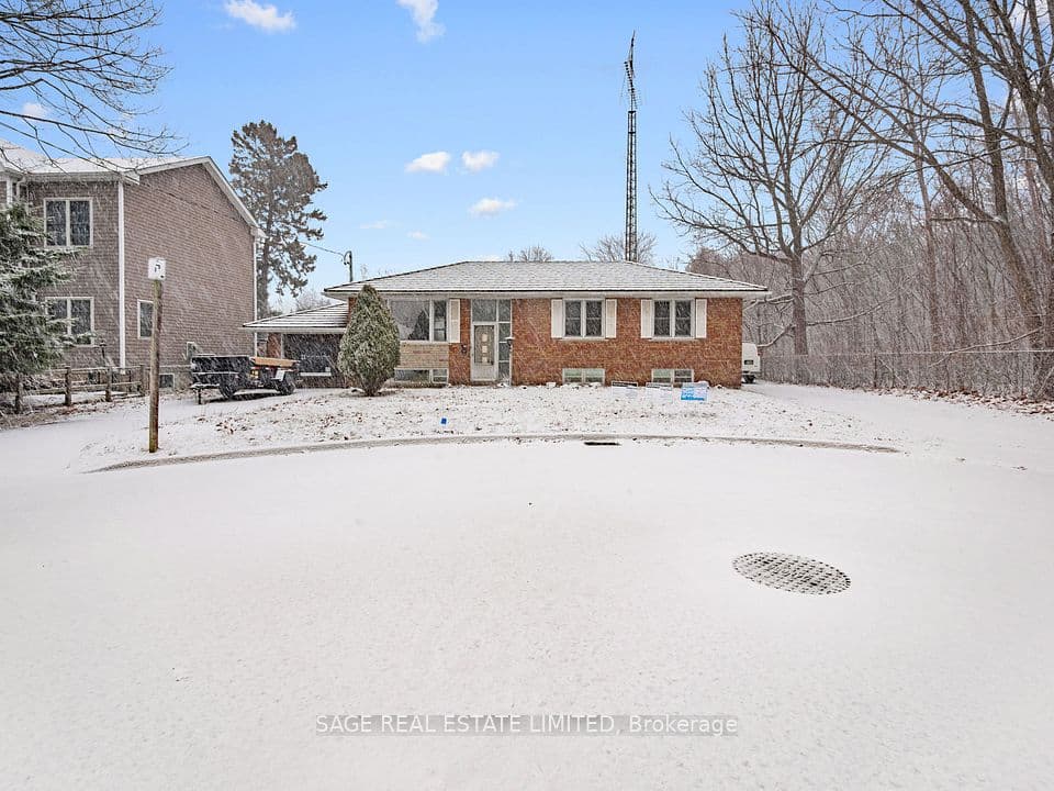 836 Tenth Street, Mississauga, ON L5E 1S6 – photo 3
