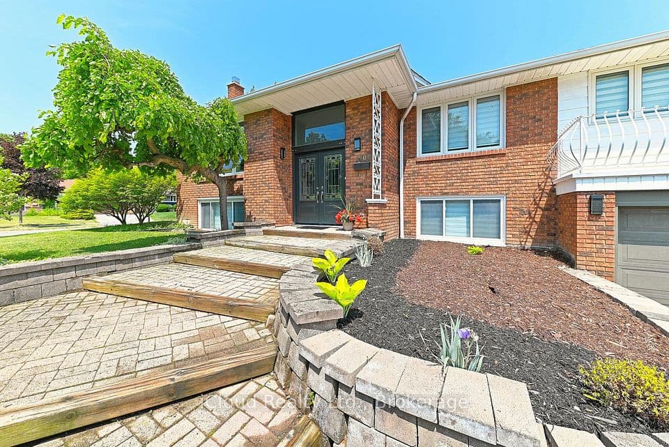 2101 Parkway Drive, Burlington, ON L7P 1S5 – photo 3
