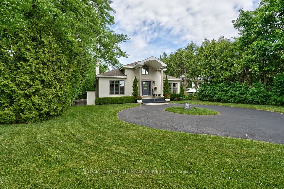3423 Lakeshore Road, Burlington, ON L7N 1B5 – main photo