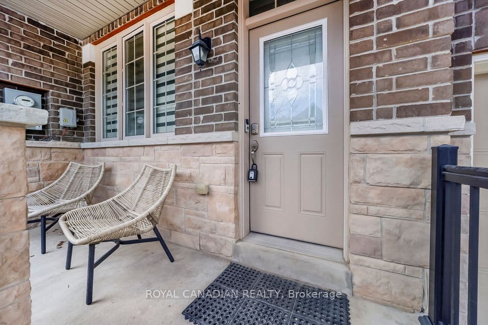 10 Yellowknife Road, Brampton, ON L6R 3X3 – photo 3