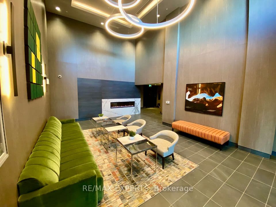 95 W Dundas Street W 206, Oakville, ON L6M 5N4 – photo 3
