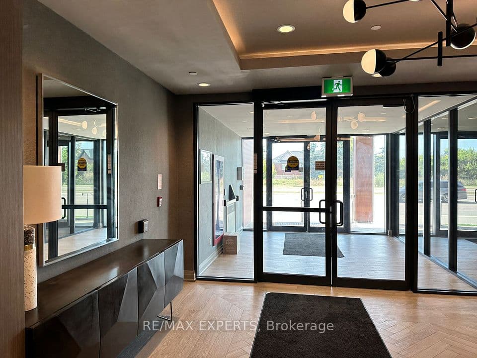 95 W Dundas Street W 206, Oakville, ON L6M 5N4 – photo 2