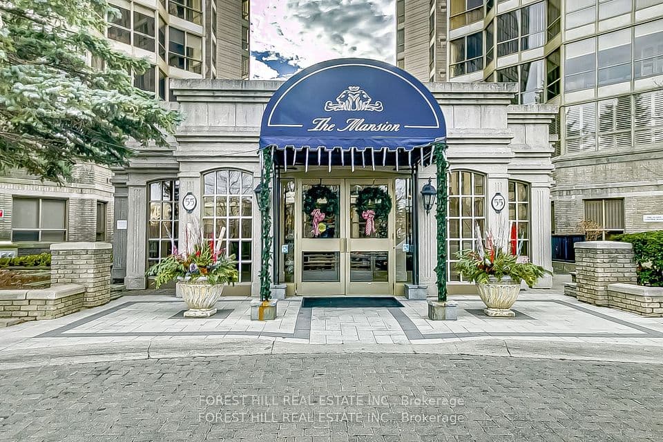 55 Kingsbridge Garden Circle PH7, Mississauga, ON L5R 1Y1 – main photo