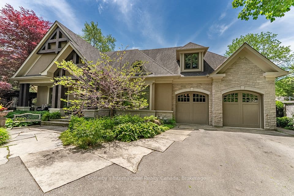 552 Bobolink Road, Mississauga, ON L5J 2P4 – photo 2