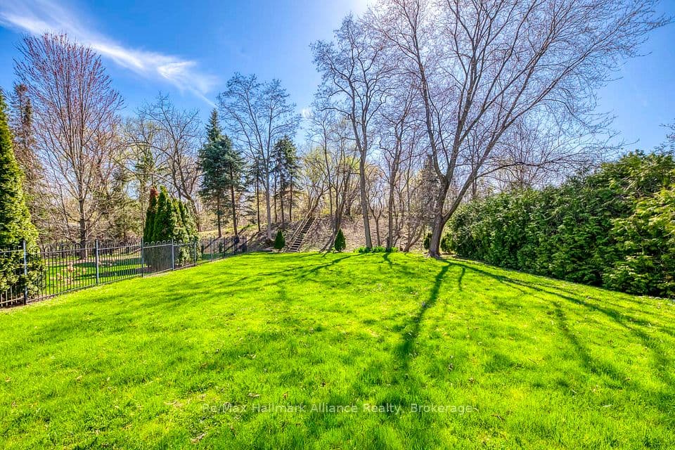 494 Chartwell Road, Oakville, ON L6J 4A5 – photo 3