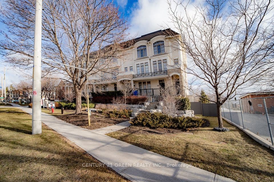 3071 Cawthra Road 5, Mississauga, ON L5A 2X4 – main photo