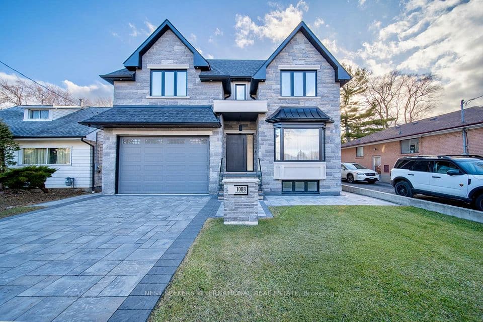 1088 Orchard Road, Mississauga, ON L5E 2N9 – main photo