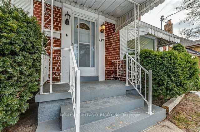 889 Royal York Road, Toronto, ON M8Y 2V5 – photo 2