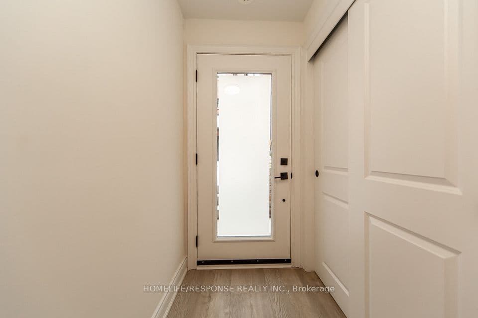 93-150 N JOYMAR Drive N, Mississauga, ON L5M 2P6 – photo 3